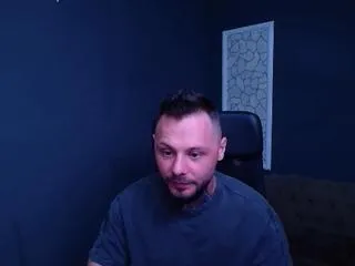 brian_hunt — Freechat on Flirt4Free