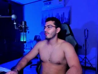 bruno_oconer — Freechat on Flirt4Free