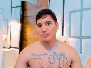 esteban_morenoo on Flirt4Free 