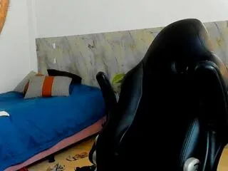 hanz_col — Freechat on Flirt4Free