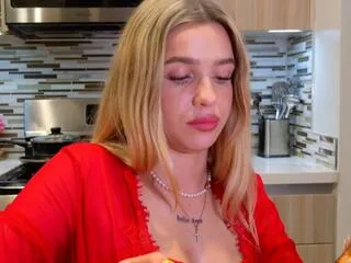 maci_reynolds — Freechat on Flirt4Free