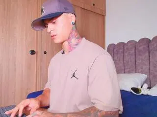 marko_toro — Freechat on Flirt4Free