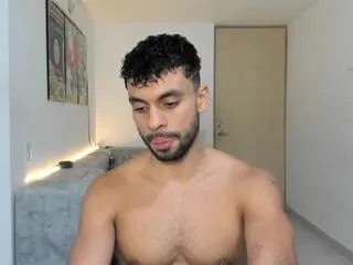 ryan_camerons — Freechat on Flirt4Free