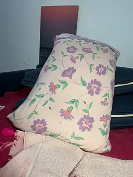 ---Red-haired-Fox--- on StripChat 