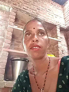 ALLESA_QRAN on StripChat 