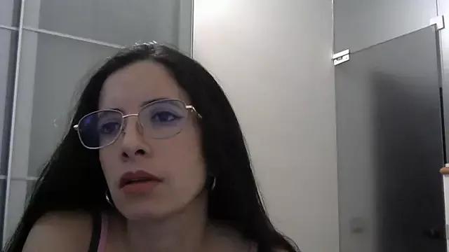 amabel_zambrano on StripChat 