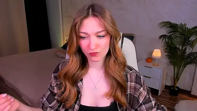 AngelAnabelle — take off these shorts and tease 