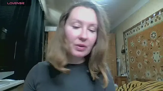 AnnaXLovers on StripChat 