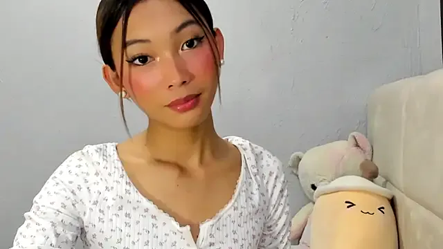 Anne_the_virgin on StripChat 