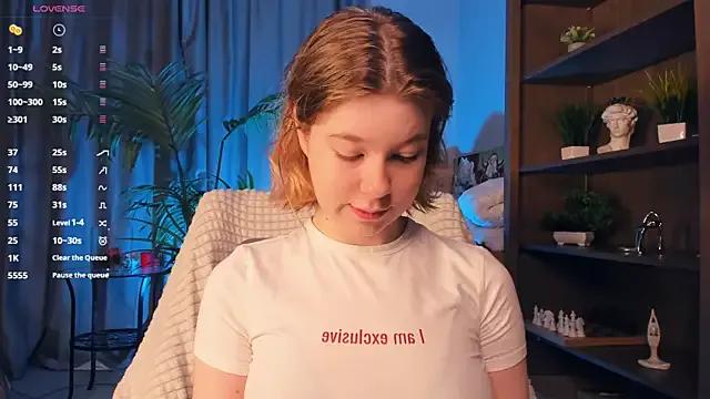 AriaraNoir on StripChat 