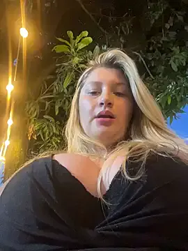 aurora_coldd — Make My pussy wet 