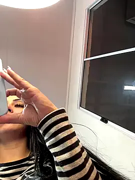 bbzinharosa on StripChat 