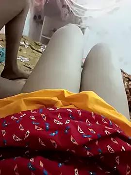 Bhabhi_desi12 on StripChat 