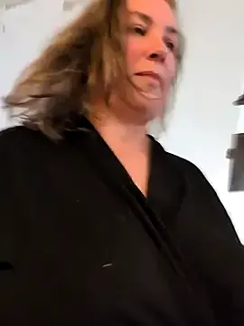 Canadian_BBW — Masturbate my Aching pussy