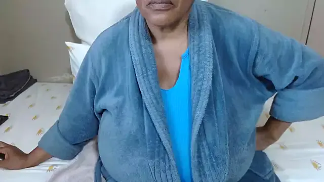 DairyQueen2 — Private on StripChat