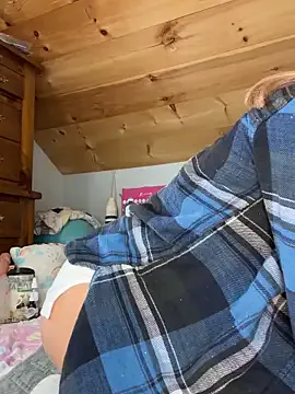 DanaeJustine on StripChat 