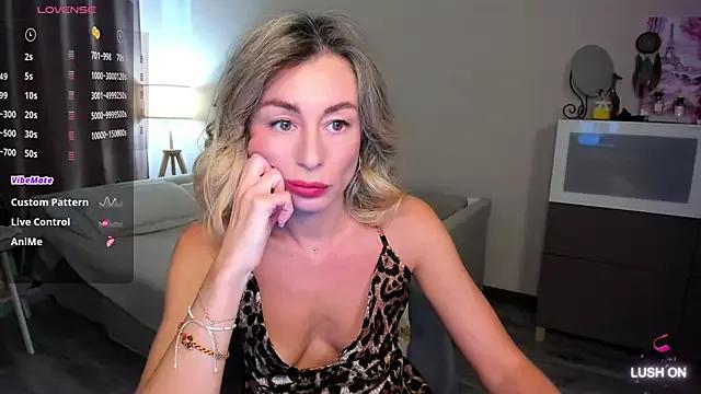 DannaEvan on StripChat 