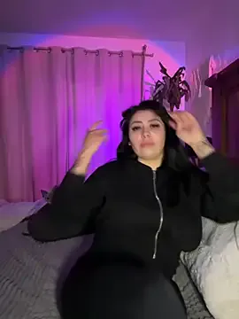 Draculona-666 — Private on StripChat