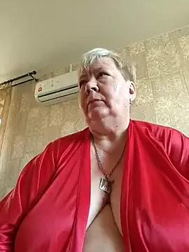 EffectFiona on StripChat 