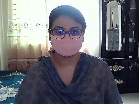 Elena_cruz5 on StripChat 