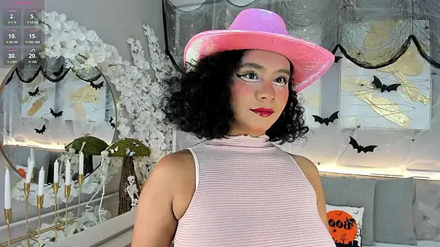 ellette__ on StripChat 