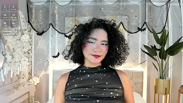 ellette__ on StripChat 