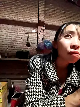 emaame68 on StripChat 