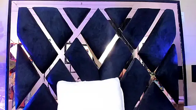 eva_loreti — Spread pussy close-up