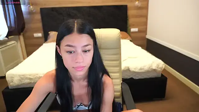 FataleNellie on StripChat 