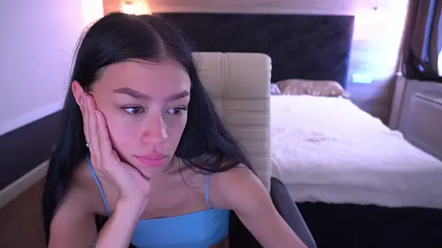 FataleNellie on StripChat 