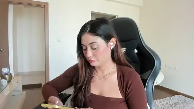 GoddessAnna on StripChat 