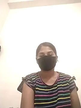 Green_LaDY66 on StripChat 