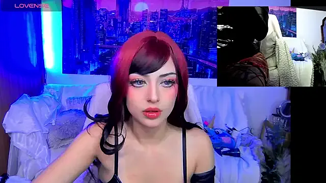 HollyDominic on StripChat 