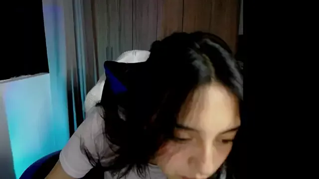 immisssilver on StripChat 