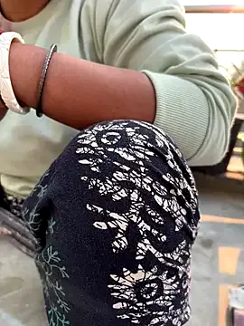 Ishikaranaa — Outdoor ice boobs