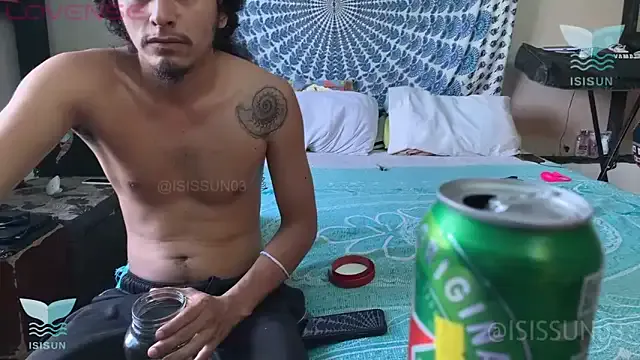 isissun03 on StripChat 