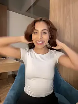 Katee_Jones — RIDE HARD DILDO DEEP