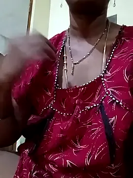 Kavya5500 on StripChat