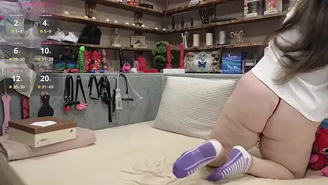 Kimberly-Caprice — 2 Videos + 2 Bilder Last T.