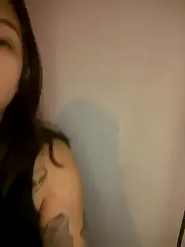 Kissmalditox on StripChat 