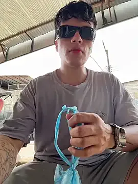 Logan_smith1 — 2 day load in the airport bathroom