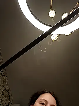 Lola_Hale on StripChat 