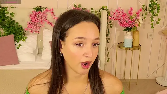 Lolly_Neal on StripChat 