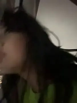 lynn9000 on StripChat 