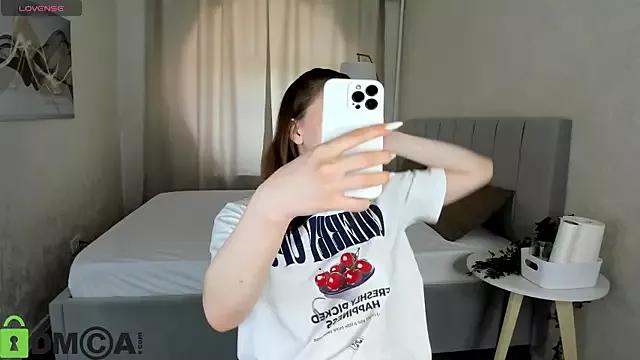 Milly_Rockk on StripChat 