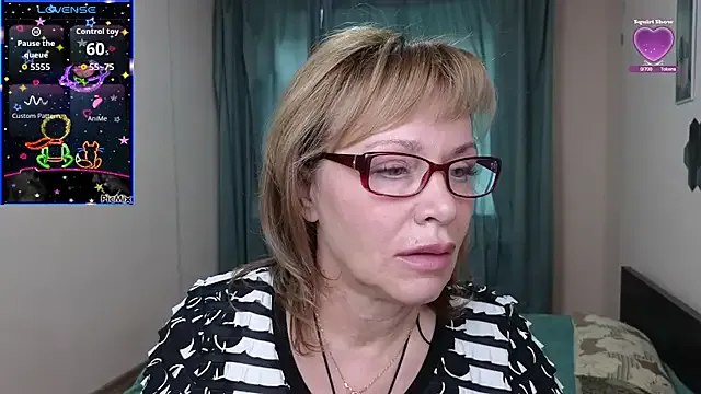 Miss_Moren on StripChat 