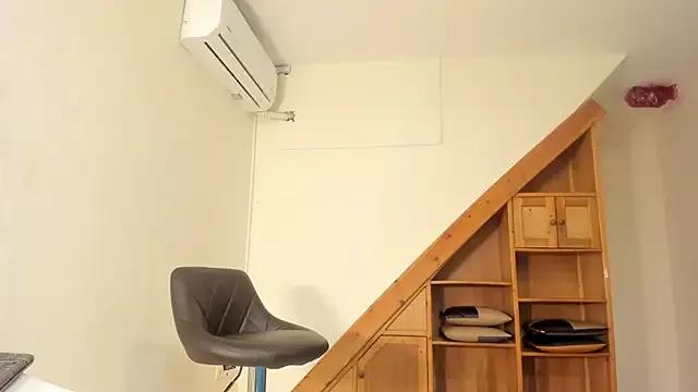 Naaomi_ on StripChat 