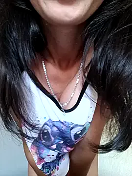 Nandasant09 on StripChat 