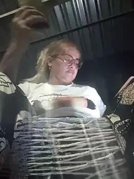 natally_ross21 on StripChat 