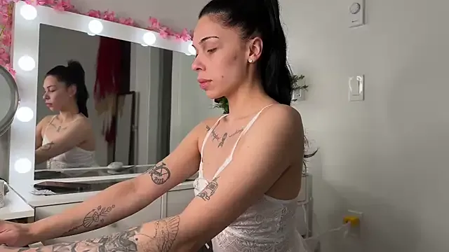 NattyFierros on StripChat 